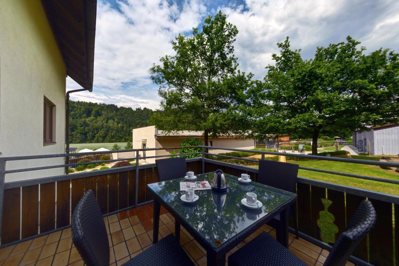 Готель Europarcs Rosental Feistritz im Rosental Екстер'єр фото